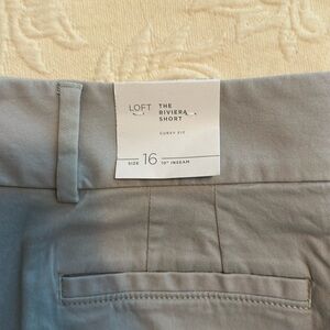NWT Loft Riveria Short curvy fit Size 16
